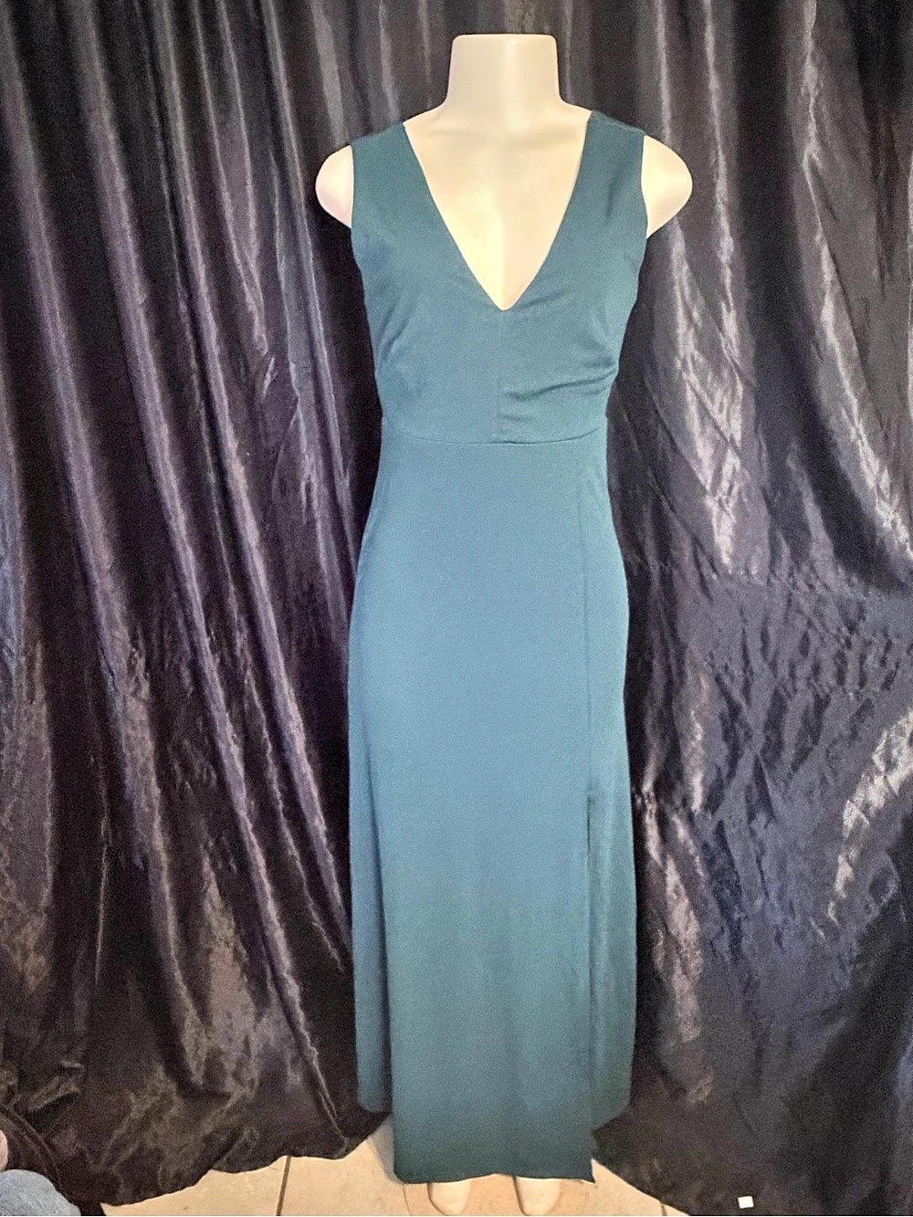 Birdy Grey Lisa Long Satin Dress Maxi V-Neck dark green Small